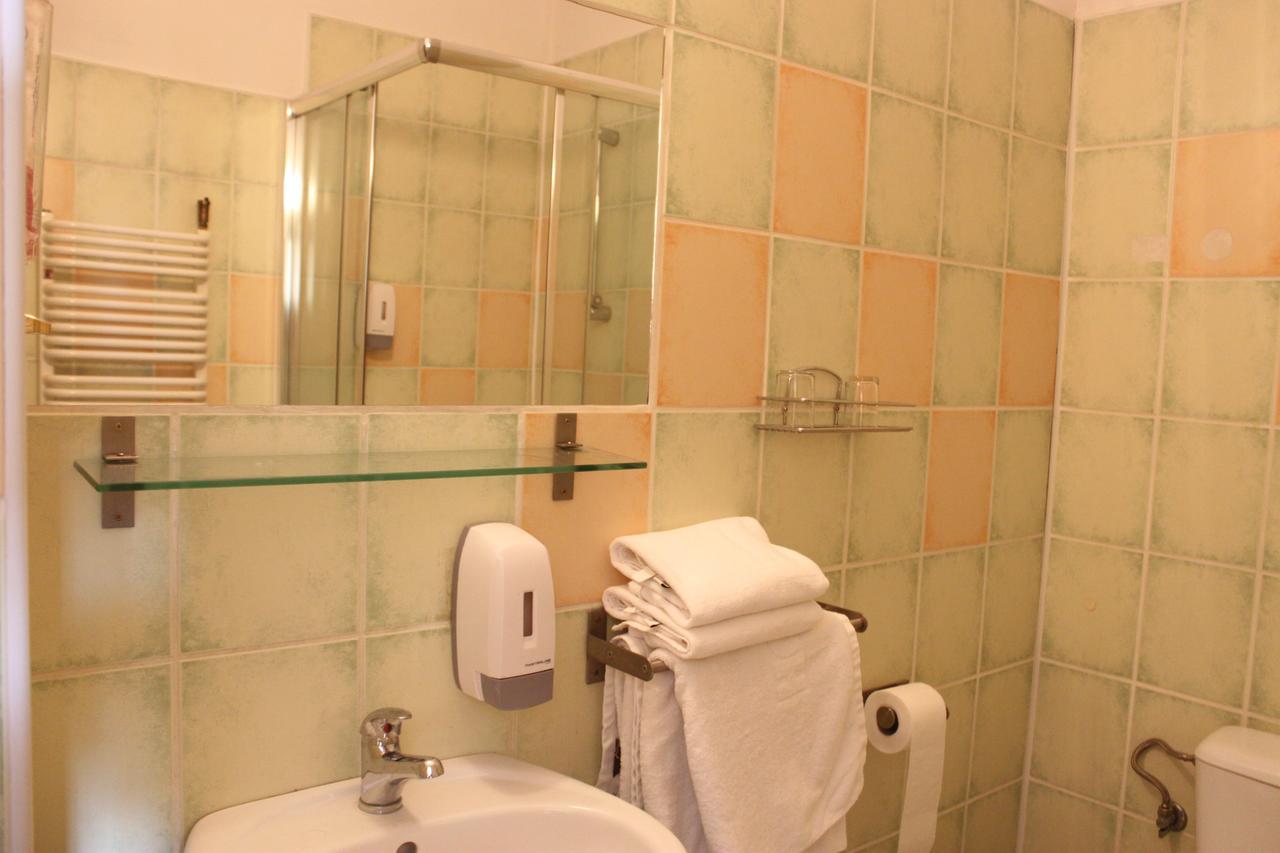 Hotel Pod Jeleniem Tuchola Dış mekan fotoğraf